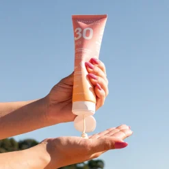 Alphanova Zonnebrand>Zonnebrandmelk Invisible SPF30 - 150ml
